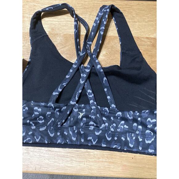 Old Navy Active Black Gray Camo Medium Support Sports Bra Size SMALL - Picture 4 of 5